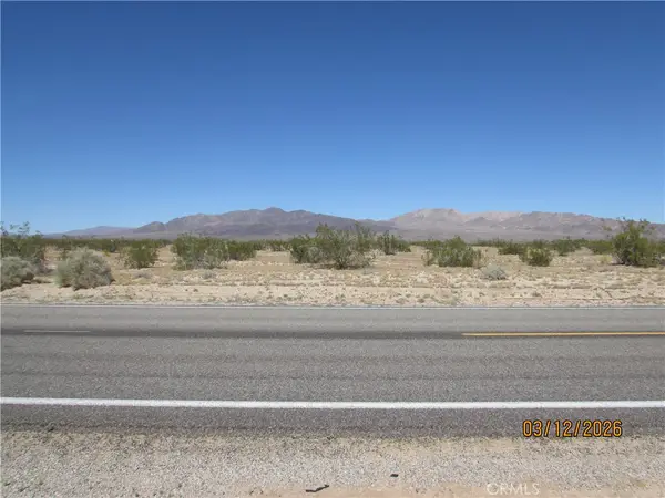 42 Amboy, 29 Palms, CA 92277