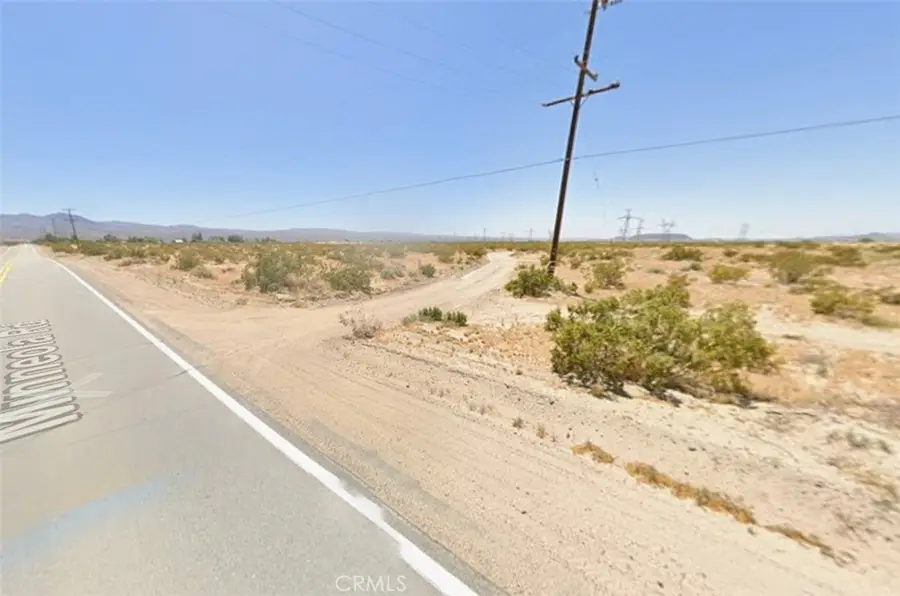 1 Hidden Springs Rd, Newberry Springs, CA 92365 - #3