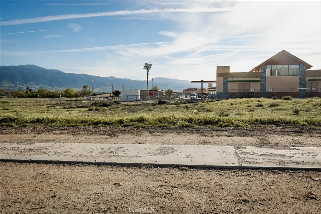 10 Challenger Drive, Tehachapi, CA 93561 - #1