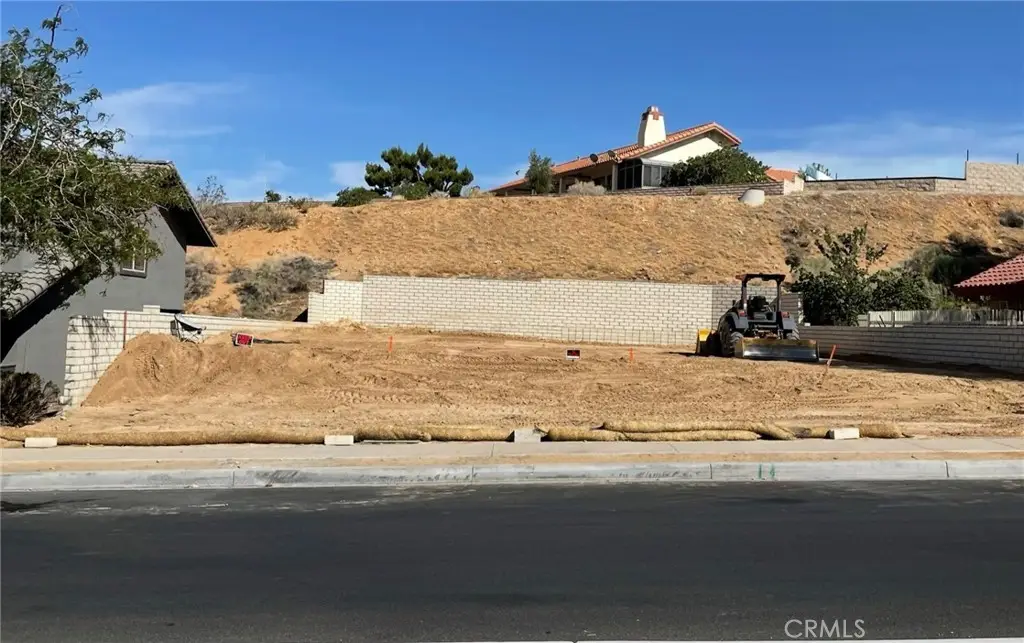 12935 Spring Valley, Victorville, CA 92395 - #1