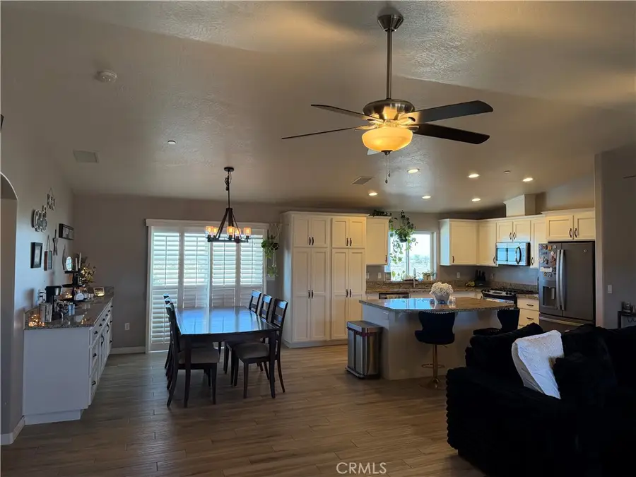 5824 White Fox Trl, Phelan, CA 92371 - #3