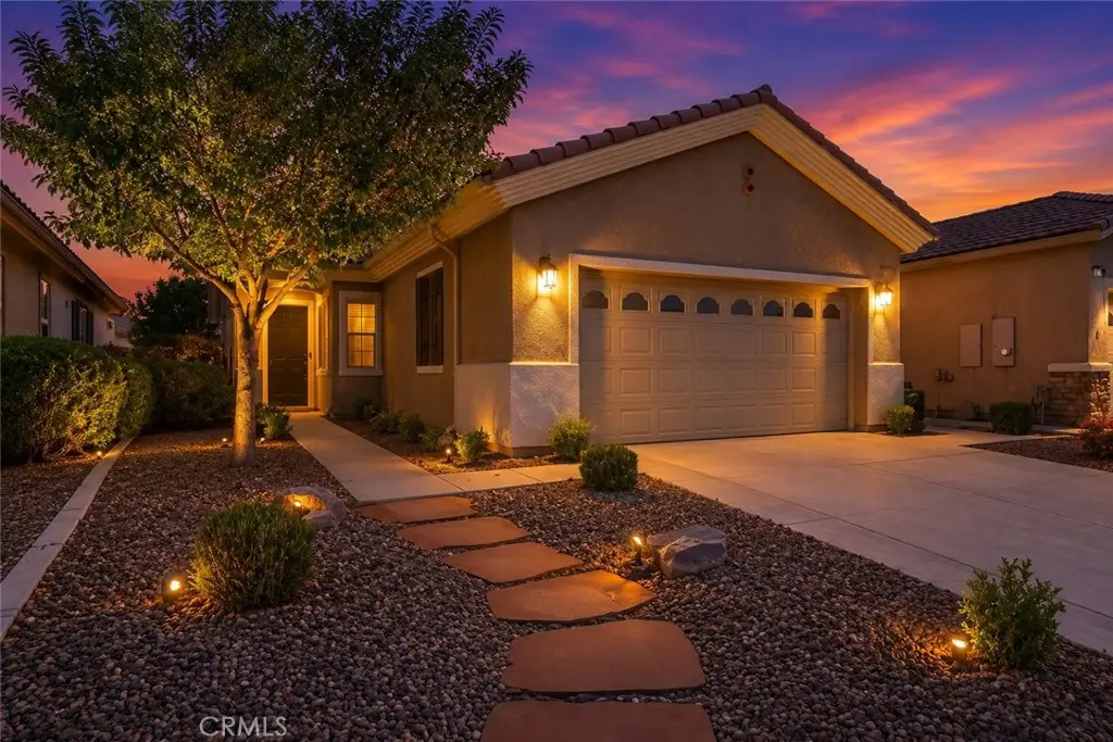 19466 Crystal Springs, Apple Valley, CA 92308 - #1