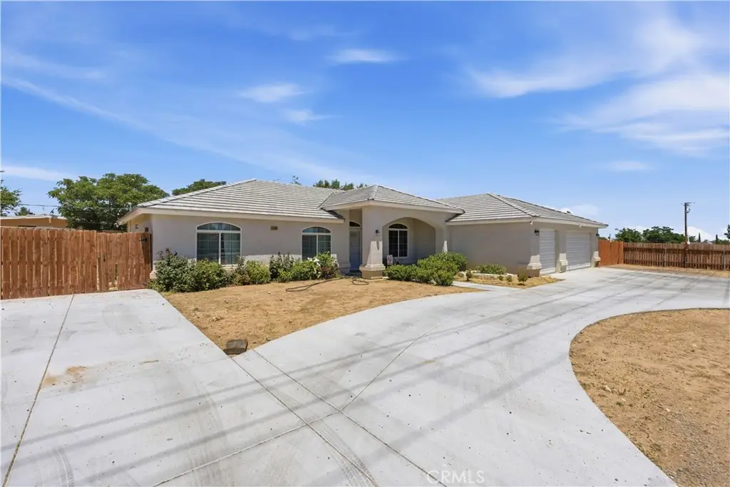 8984 Peach Ave, Hesperia, CA 92345 - #1