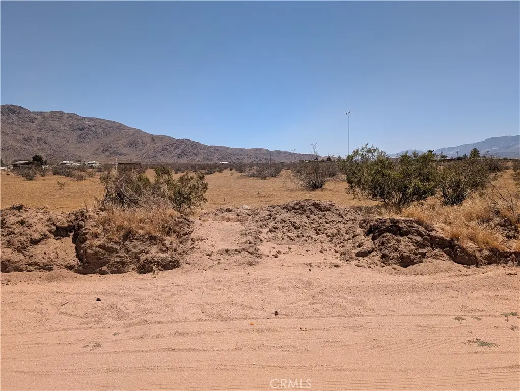 0 Manzana Parcel #0435-022-15 Drive, Apple Valley, CA 92308 - #1