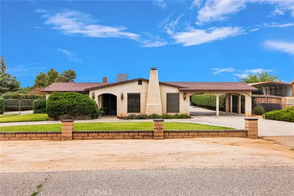 17994 Pine Street, Hesperia, CA 92345