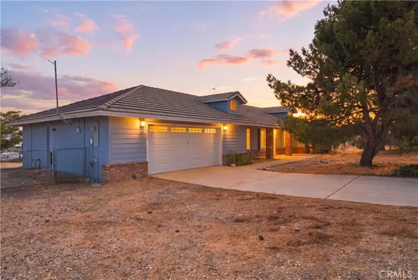 8451 Sky Harbor, Phelan, CA 92371