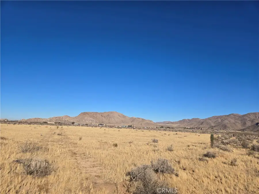 108900 SF Bellflower Street, Apple Valley, CA 92308 - #3