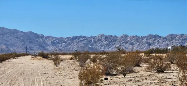 800 Breezy Lane, 29 Palms, CA 92277