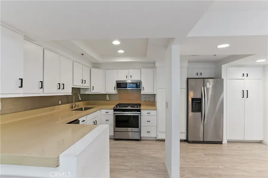 874 N Village Square N, Palm Springs, CA 92262 - Image #3