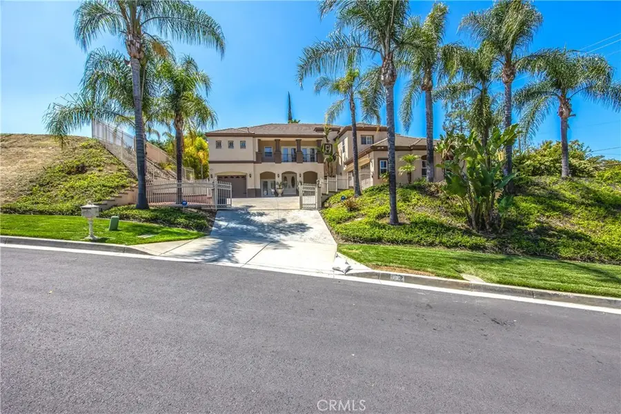 652 Fairway Drive, Redlands, CA 92373 - #2