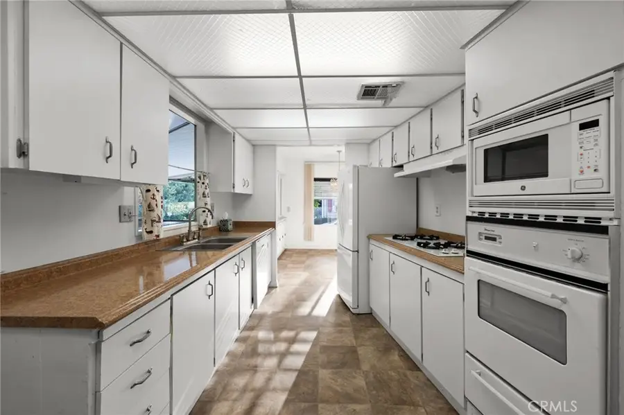 3850 Atlantic Avenue #60, Highland, CA 92346 - Image #3