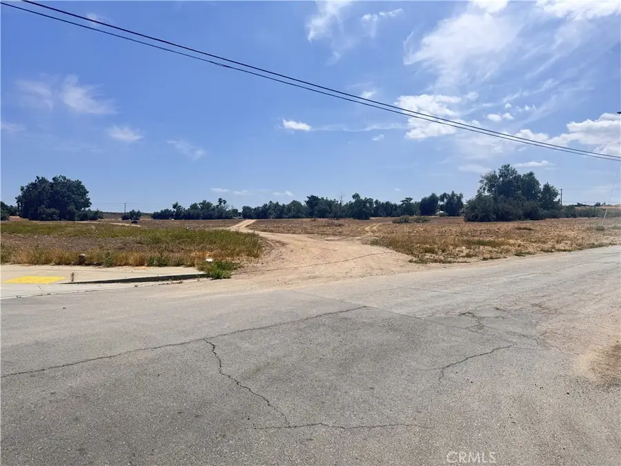 595 W 11th Street, Perris, CA 92570 - Image #3