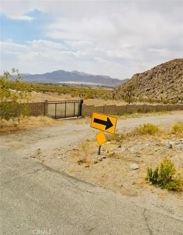 32042 Zircon Road, Lucerne Valley, CA 92356