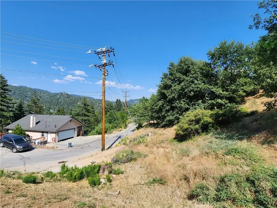 2344 Deep Creek Drive, Running Springs, CA 92382 - Image #3