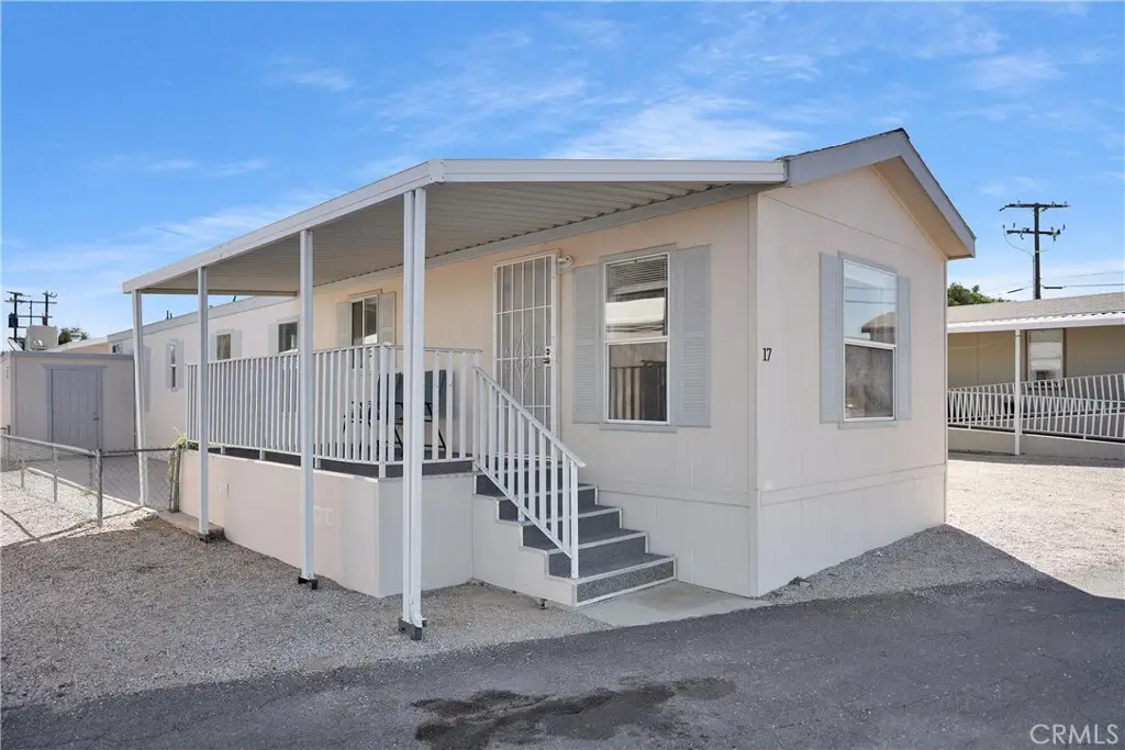 22601 Bear Valley Road #17, Apple Valley, CA 92308 - Image #1