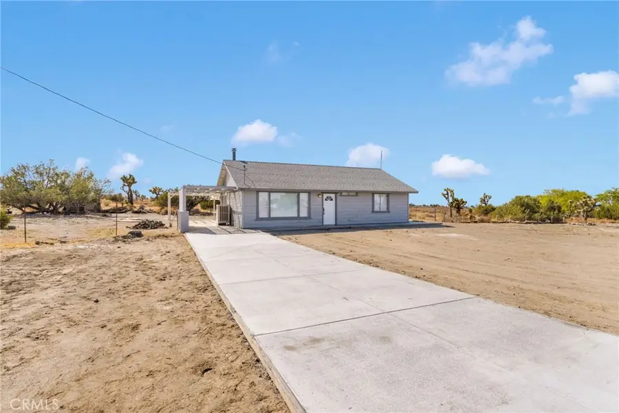 11076 Wagon Train Road, Pinon Hills, CA 92372 - #2