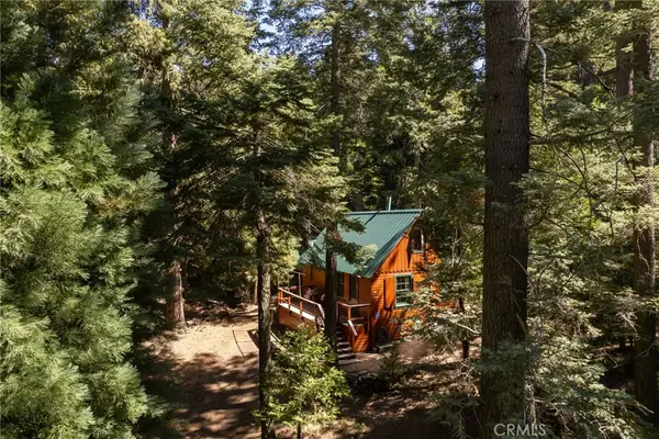 629 Lodge Lane, Twin Peaks, CA 92391