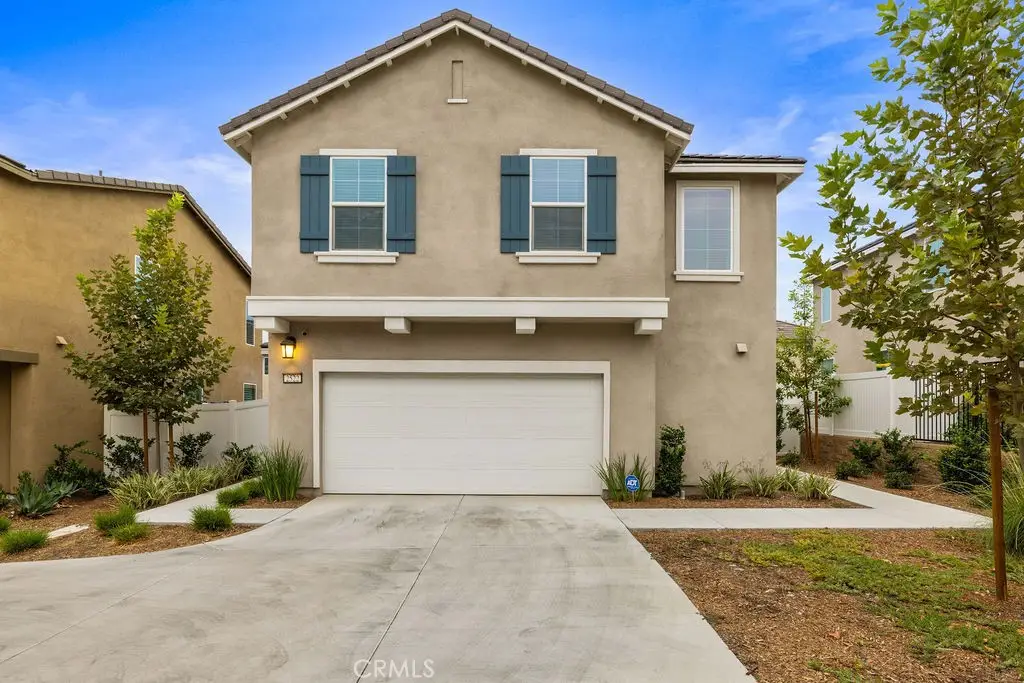 2522 Gunner Ridge Way, Rialto, CA 92377 - Image #1