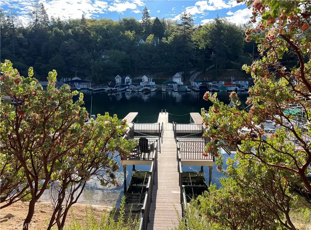 173 N-75a Winter Harbor, Lake Arrowhead, CA 92352 - Image #1