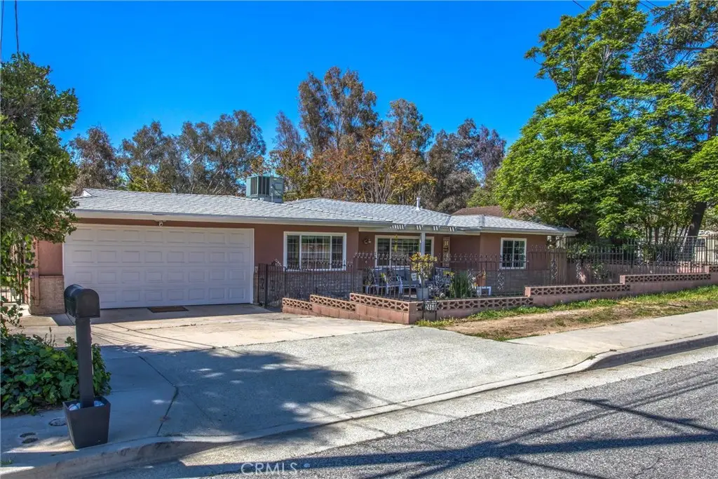 2460 W Wilson, Banning, CA 92220 - #1