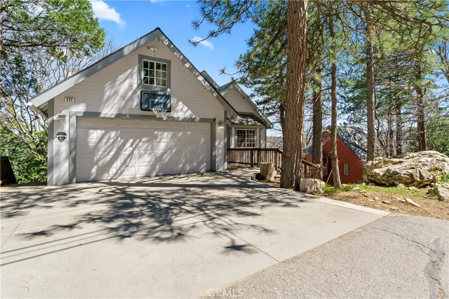 221 Grizzly Road, Lake Arrowhead, CA 92317 - #3