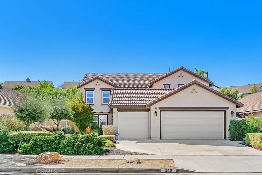 342 Selkirk Drive, Corona, CA 92881 - Image #2
