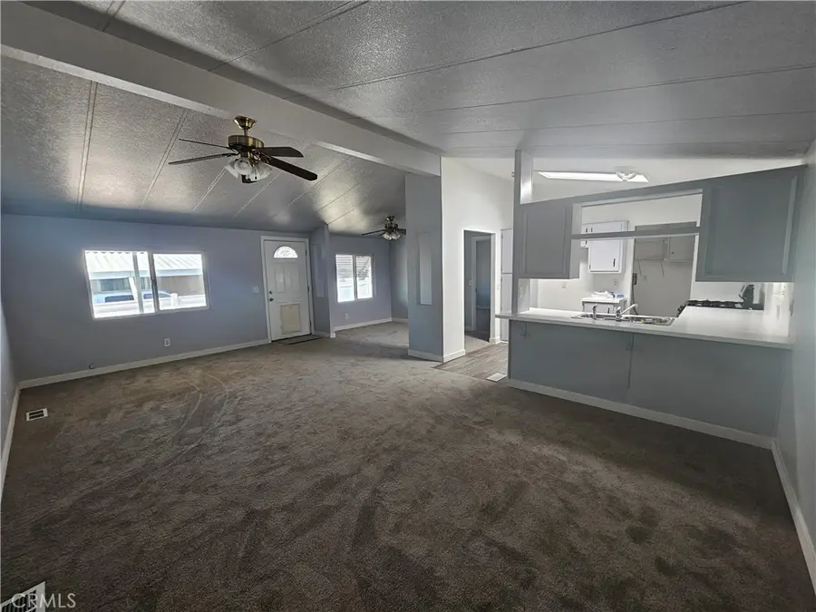 1721 E Colton Avenue #33, Redlands, CA 92374 - Image #2