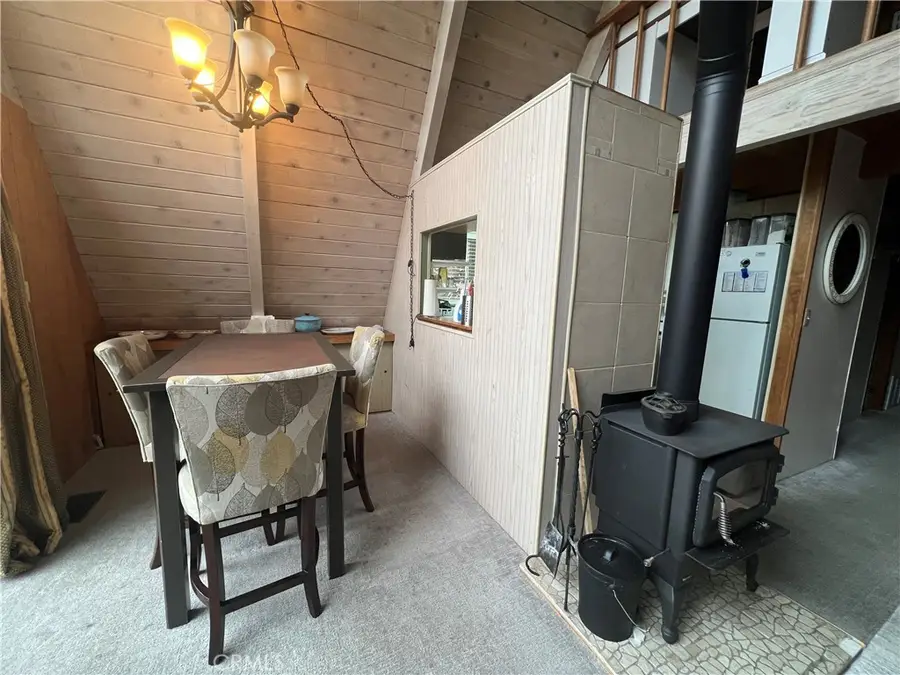 27874 Matterhorn Drive, Lake Arrowhead, CA 92352 - Image #3