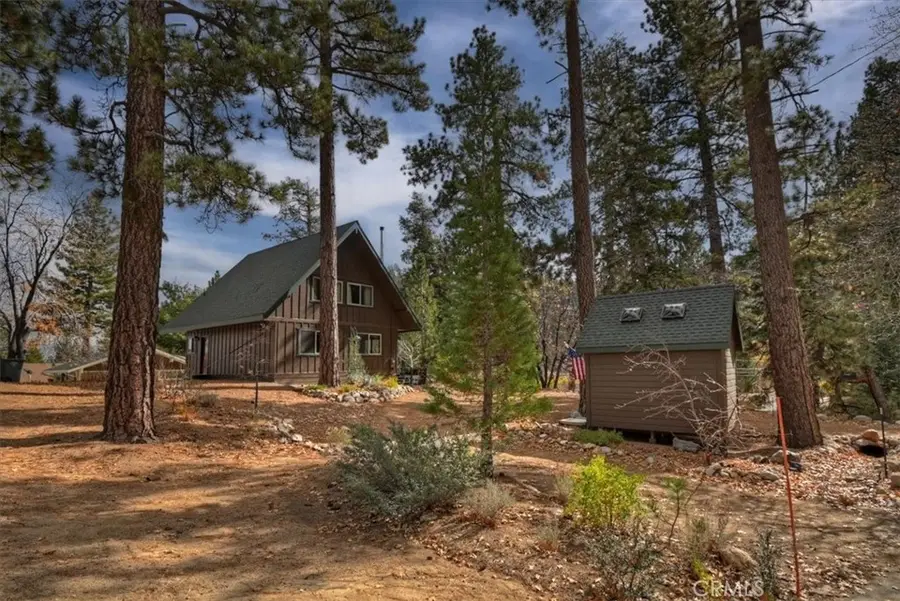 929 Andrew Lane, Big Bear Lake, CA 92315 - Image #3