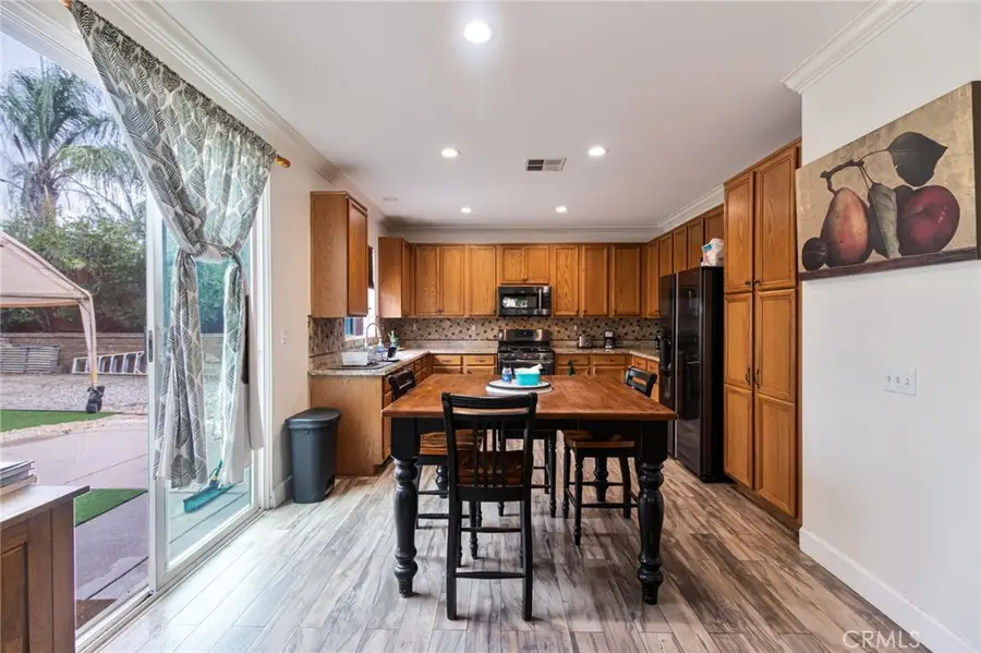 2180 Stonewood Street, Mentone, CA 92359 - Image #3