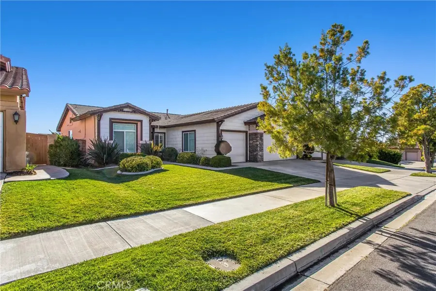 11615 Deerfield, Yucaipa, CA 92399 - Image #2