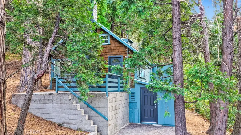 480 Valley Road, Crestline, CA 92325 - Image #1