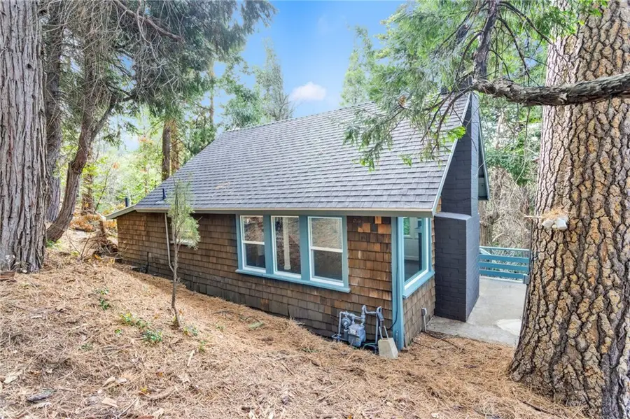480 Valley Road, Crestline, CA 92325 - Image #3