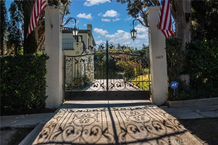 1205 W Highland Avenue, Redlands, CA 92373 - #2