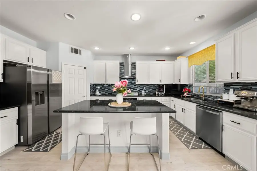 13607 Mayflower Street, Victorville, CA 92392 - Image #3