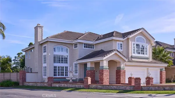 18662 Jockey Circle, Huntington Beach, CA 92648