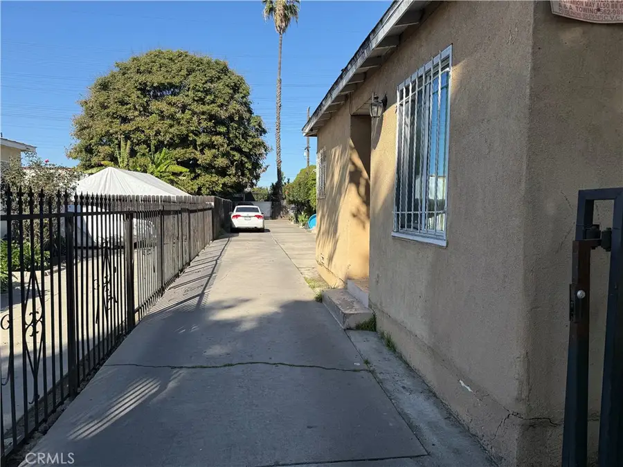 45 E 69th Way, Long Beach, CA 90805 - #2