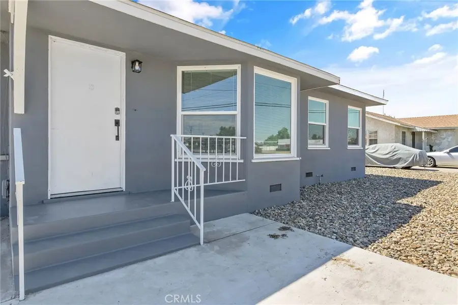 1483 E Bardsley Avenue, Tulare, CA 93274 - #3