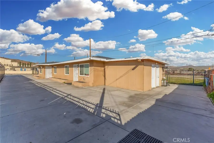 409 N 3rd Avenue, Barstow, CA 92311 - #3