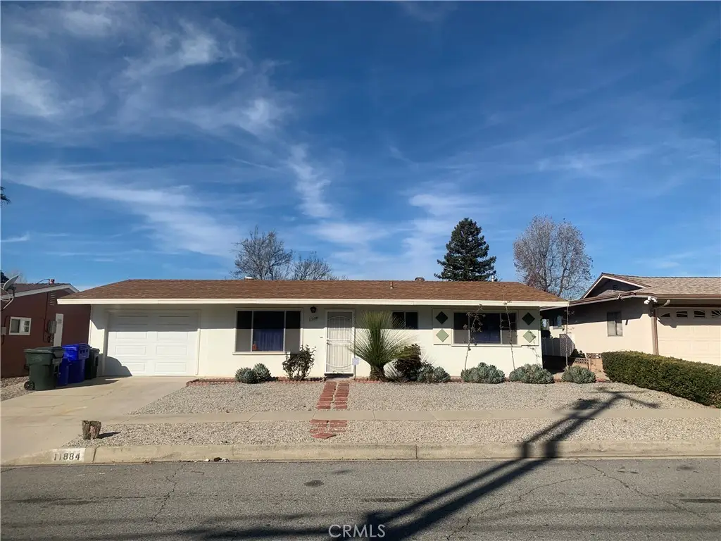 11884 4th, Yucaipa, CA 92399 - #1