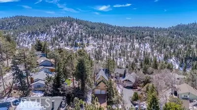 32455 Scandia, Running Springs, CA 92382 - #2