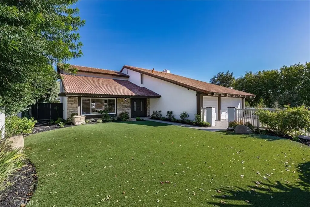 10900 Remmet Avenue, Chatsworth, CA 91311 - #1