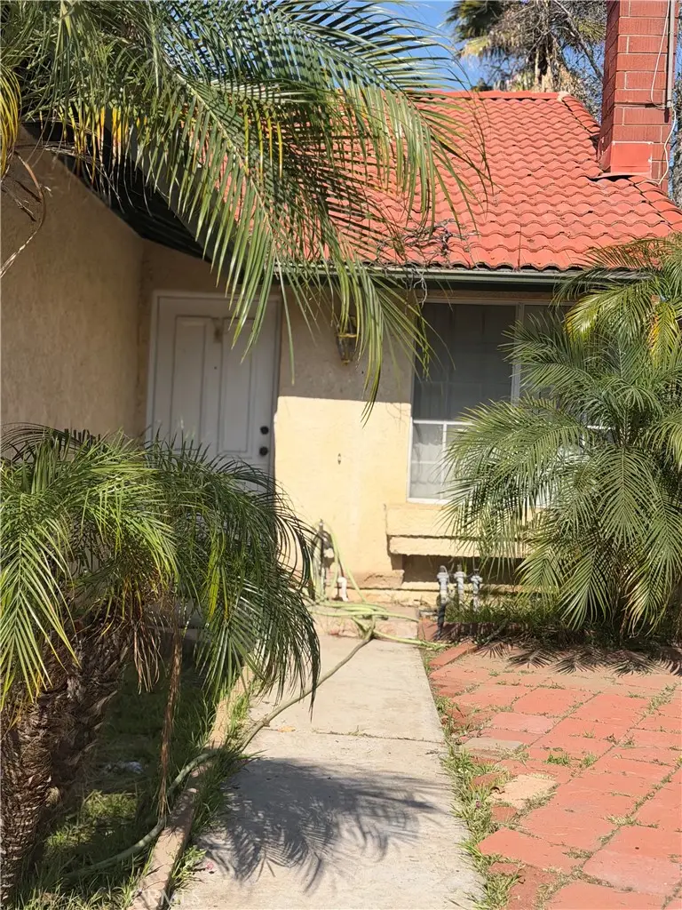 14352 Hillcrest, Fontana, CA 92337 - #1