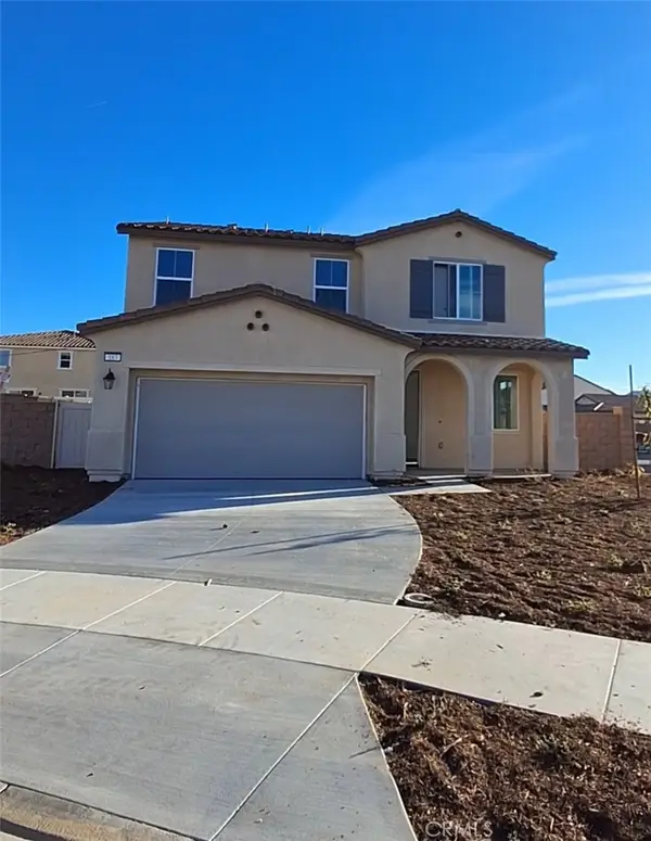 183 Oakton Court, Hemet, CA 92543