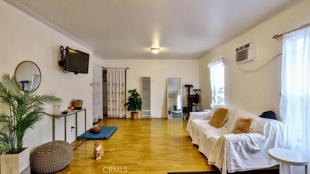 6414 S Hoover Street, Los Angeles, CA 90044 - #1