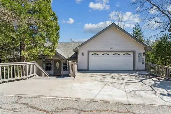 27487 North Bay, Lake Arrowhead, CA 92352