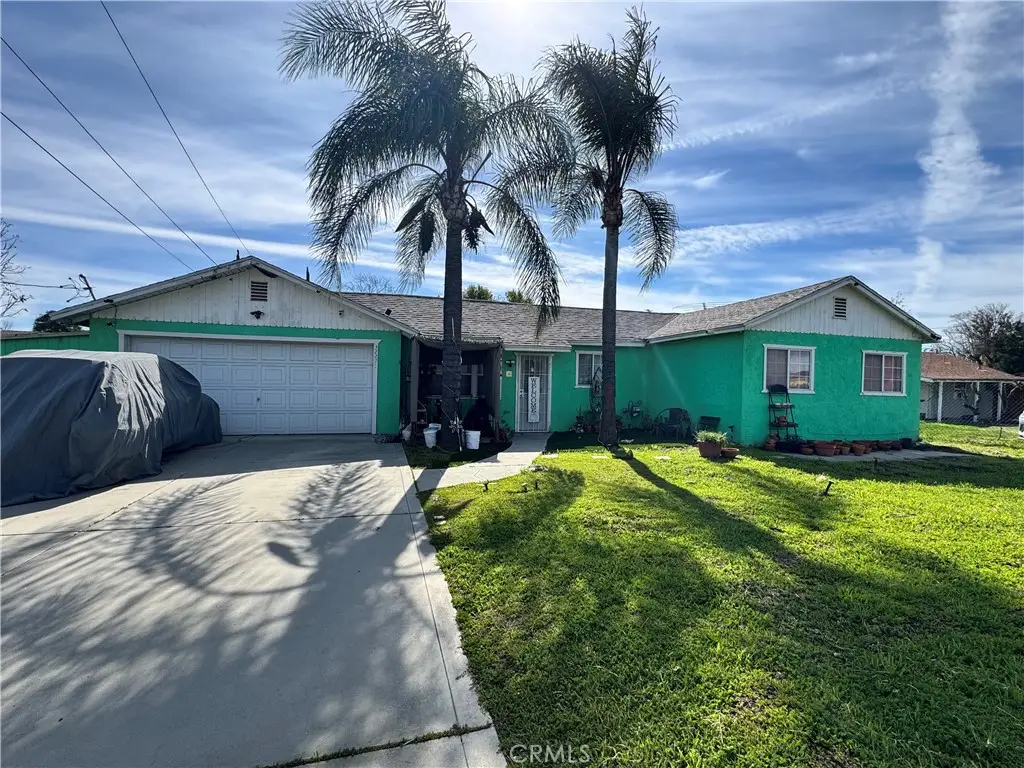 32271 Avenue E, Yucaipa, CA 92399 - #1