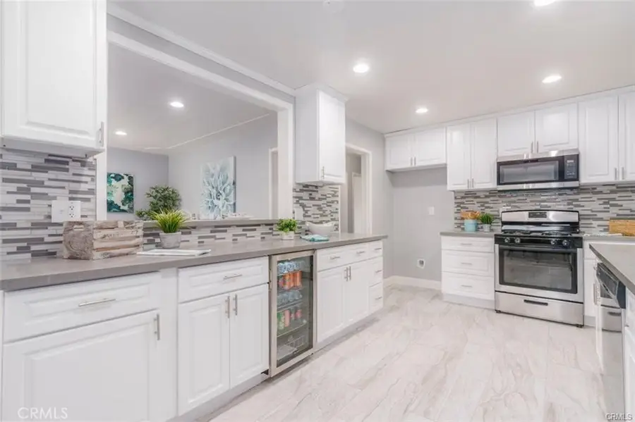 268 E 45th, San Bernardino, CA 92404 - #3