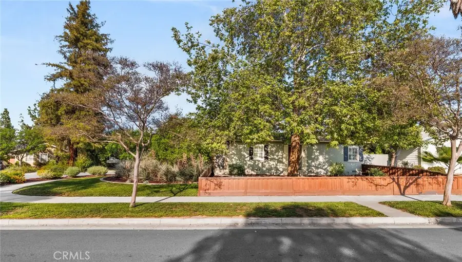 74 N N Buena Vista, Redlands, CA 92373 - #3