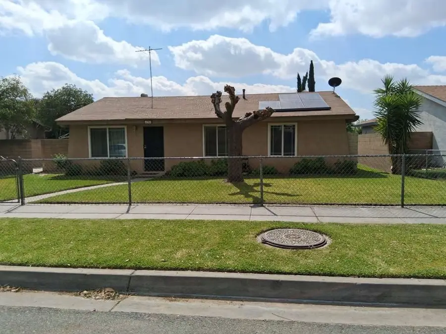 485 E Randall, Rialto, CA 92376 - #2